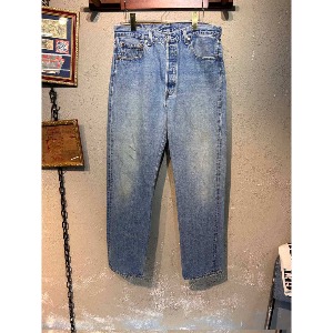 [LEVI&#039;s]90s vintage 501 jeans, made in u.s.a(~33in)